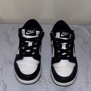 *preowned*Nike Dunk Low Retro “Panda” GUC KIDS SIZE 13c